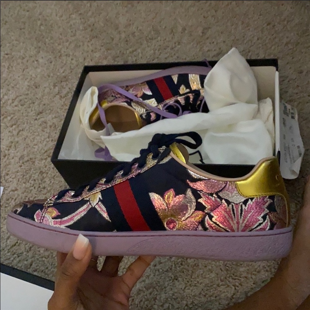 Authentic Gucci sneakers